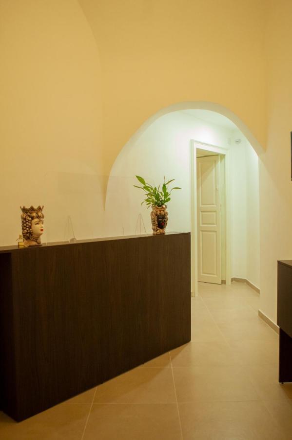 Casapaola B&B Rooms Acireale Bagian luar foto