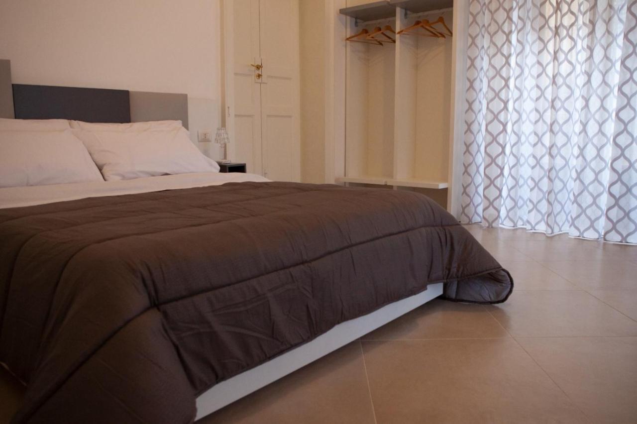 Casapaola B&B Rooms Acireale Bagian luar foto
