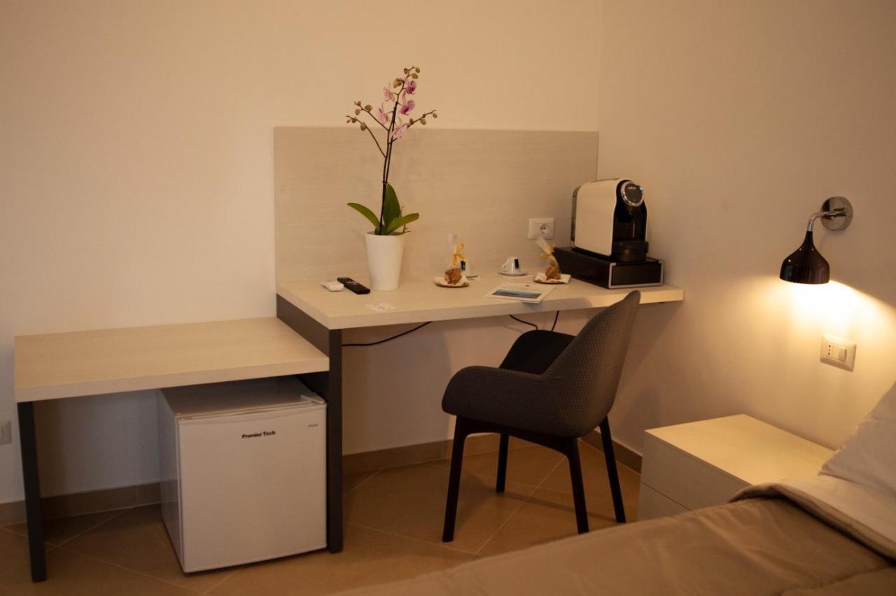 Casapaola B&B Rooms Acireale Bagian luar foto