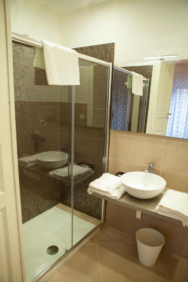 Casapaola B&B Rooms Acireale Bagian luar foto